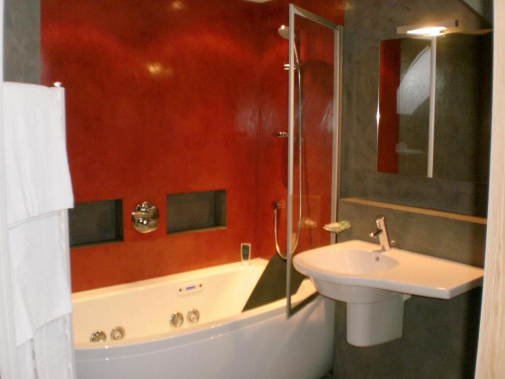 Cit'Hotel Saint-Pierre Vire  Exterior photo