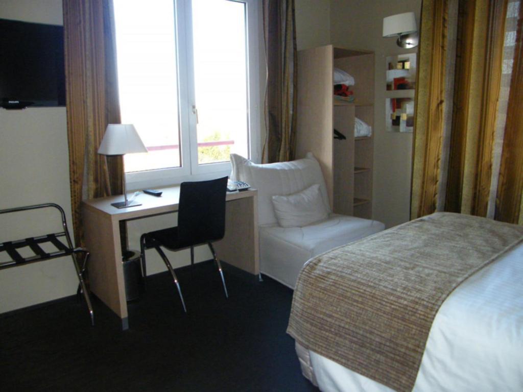 Cit'Hotel Saint-Pierre Vire  Exterior photo